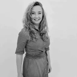 Suzanne Herfst